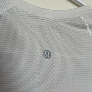 Lululemon Swiftly Tech Short Sleeve Shirt 2.0 White Size 4